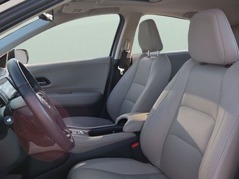 Used 2022 Honda HR-V EX-L image 12