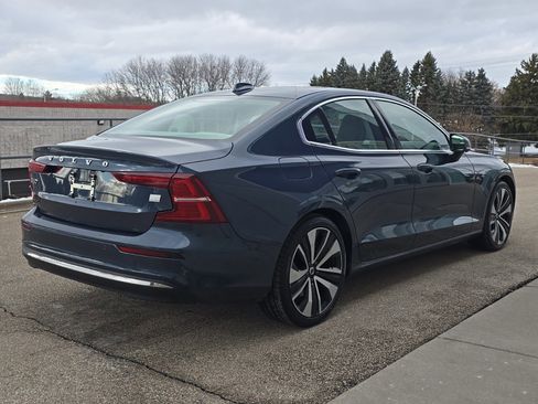 Certified 2023 Volvo S60 T8 Ultimate image 5