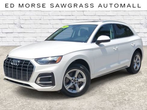 Used 2021 Audi Q5 2.0T Premium w/ Convenience Package AWD/4WD image 1