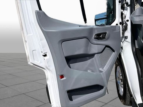 Used 2016 Ford Transit 350 XLT RWD image 20
