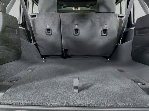 Used 2023 Jeep Wrangler Unlimited Sport AWD/4WD image 14