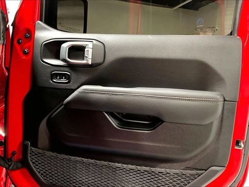 Used 2023 Jeep Wrangler Unlimited Rubicon 392 w/ Xtreme Recon 35" Tire Package image 22