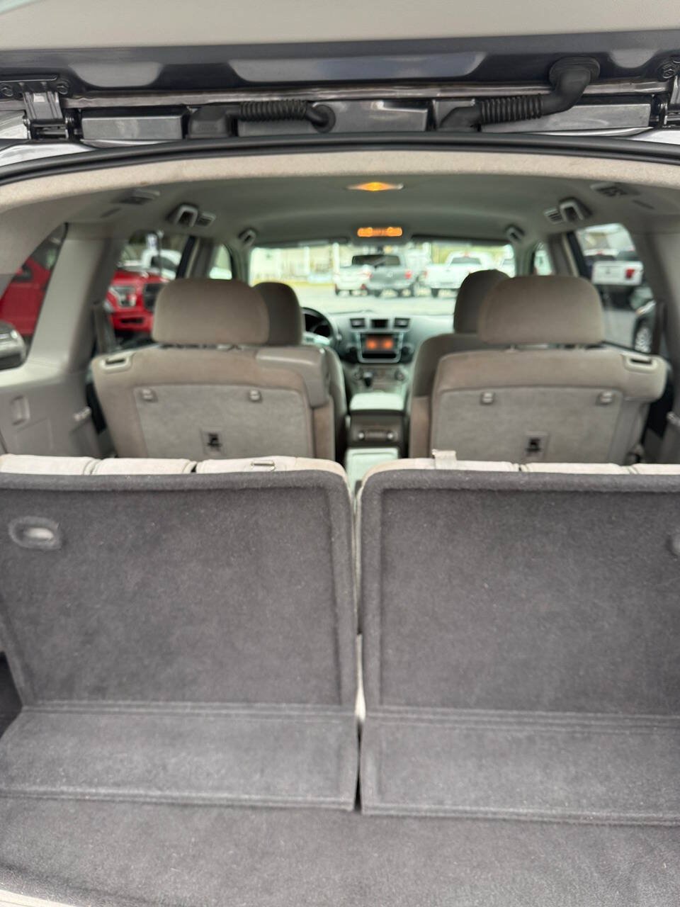 Used 2013 Toyota Highlander FWD image 10