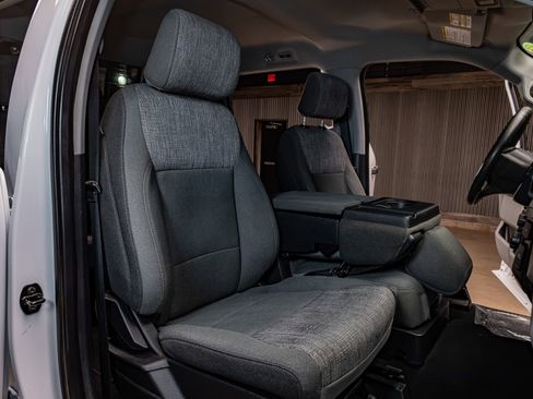 Used 2023 Ford F350 XLT image 23