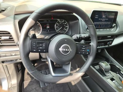 Used 2023 Nissan Rogue SV w/ SV Premium B Package AWD/4WD image 21