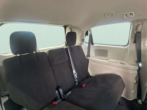 Used 2013 Dodge Grand Caravan SE FWD image 13
