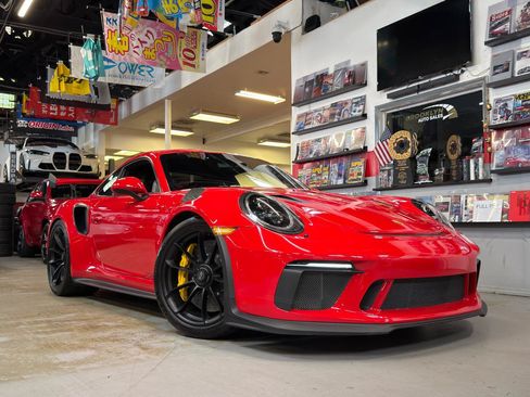 Used 2019 Porsche 911 GT3 RS RWD image 1