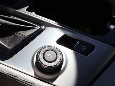 Used 2014 Chevrolet Corvette Stingray Coupe w/ 2LT Preferred Equipment Group image 34