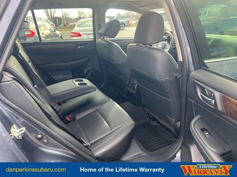 Used 2017 Subaru Outback 2.5i Limited image 39