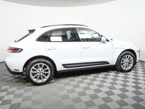 New 2026 Porsche Macan AWD/4WD image 28