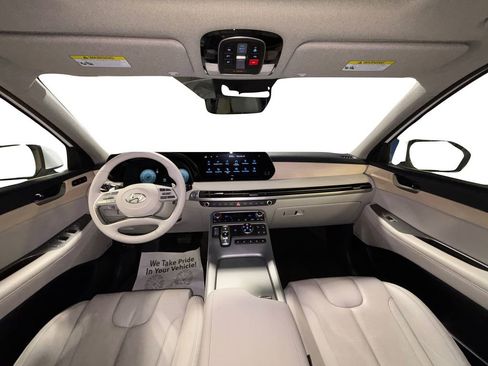 Used 2023 Hyundai Palisade Limited image 21