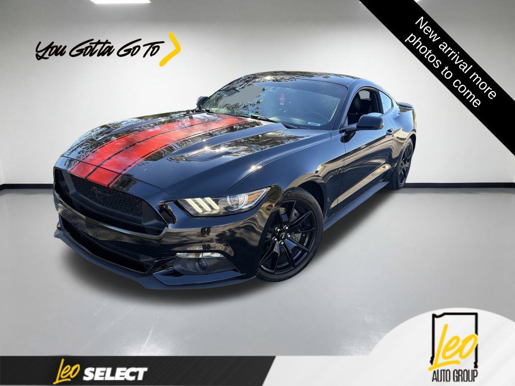 Used 2017 Ford Mustang GT Premium w/ Black Accent Package RWD image 1