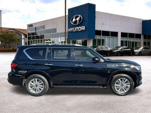 Used 2019 INFINITI QX80 Luxe image 6