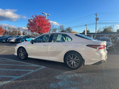 Used 2024 Toyota Camry XLE image 6