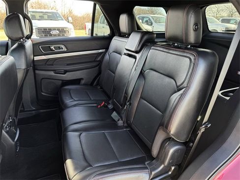 Used 2016 Ford Explorer Sport image 28