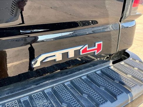 Used 2024 GMC Sierra 2500 AT4 w/ AT4 Premium Plus Package image 41