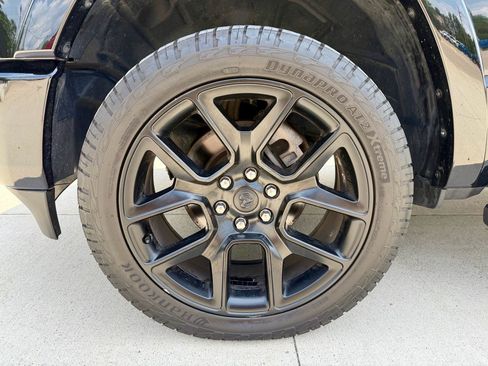Used 2022 RAM 1500 Laramie AWD/4WD image 39