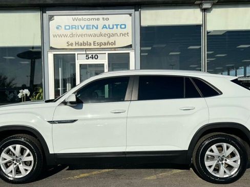 Used 2020 Volkswagen Atlas Cross Sport S image 29