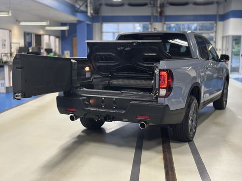 Used 2023 Honda Ridgeline RTL image 8