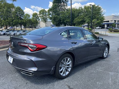 Used 2023 Acura TLX FWD image 5