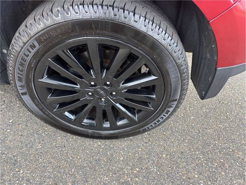Used 2013 Lincoln MKX FWD image 9