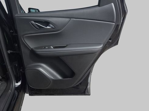New 2026 Chevrolet Blazer LT image 13