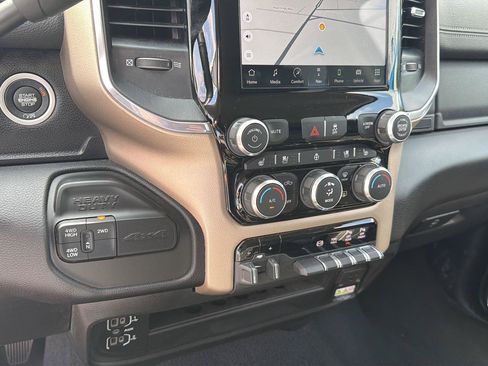 Used 2024 RAM 2500 Laramie AWD/4WD image 26