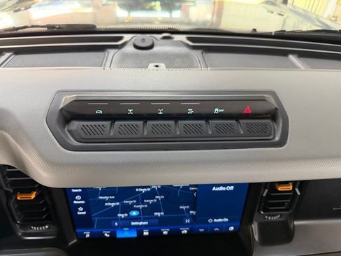 Used 2021 Ford Bronco Badlands AWD/4WD image 25