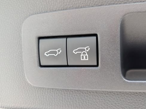 Certified 2025 Lexus LX 700h Overtrail AWD/4WD image 15