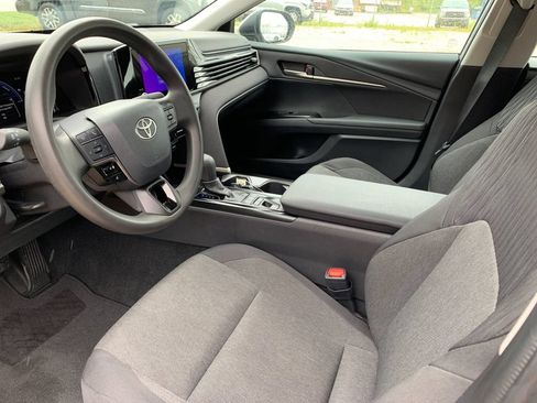 Used 2026 Toyota Camry LE FWD image 11