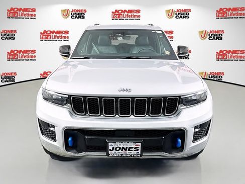 Used 2023 Jeep Grand Cherokee Overland AWD/4WD image 13