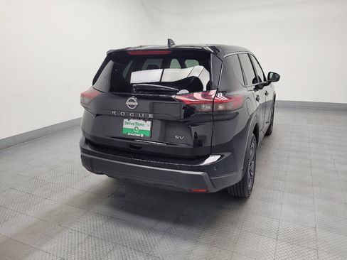 Used 2024 Nissan Rogue SV FWD image 7