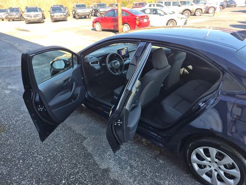 Used 2026 Toyota Corolla LE image 13