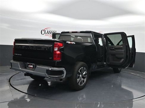 Used 2024 Chevrolet Silverado 1500 LT image 28