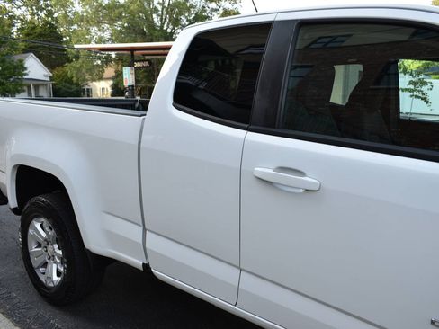 Used 2021 Chevrolet Colorado LT w/ Safety Package RWD image 34