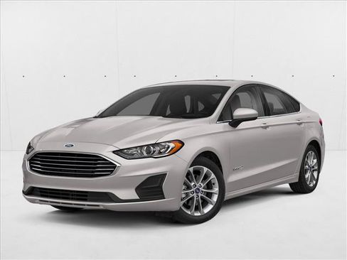 Used 2020 Ford Fusion SE FWD image 1