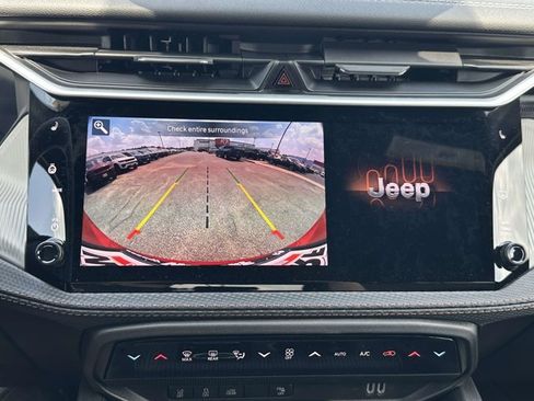 New 2026 Jeep Cherokee Limited AWD/4WD image 13