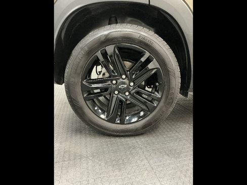 Used 2024 Chevrolet Trax ACTIV w/ Sunroof Package FWD image 40