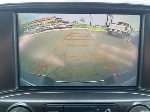 Used 2017 Chevrolet Silverado 1500 LT image 28