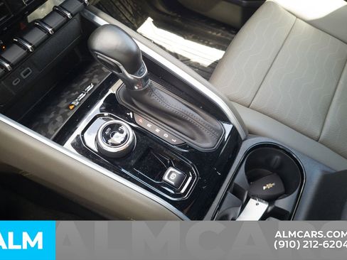Used 2023 Chevrolet Colorado ZR2 w/ ZR2 Convenience Package III AWD/4WD image 27