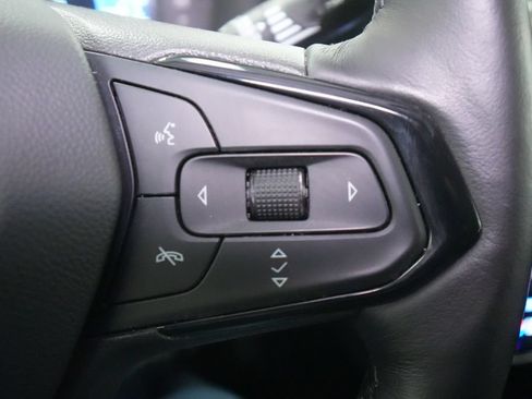 Used 2023 Chevrolet Bolt EUV LT w/ Convenience Package FWD image 39