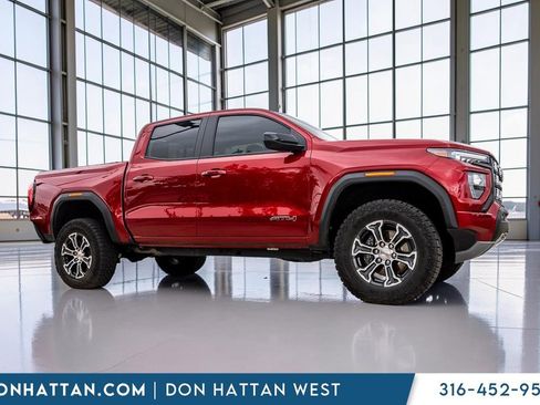 Used 2024 GMC Canyon AT4 AWD/4WD image 34