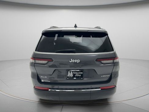 Used 2024 Jeep Grand Cherokee L Limited AWD/4WD image 6