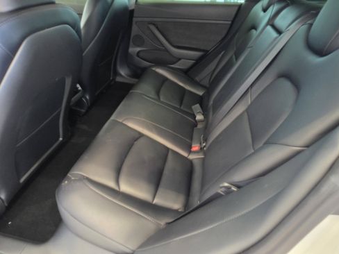 Used 2023 Tesla Model 3 Standard Range RWD image 16