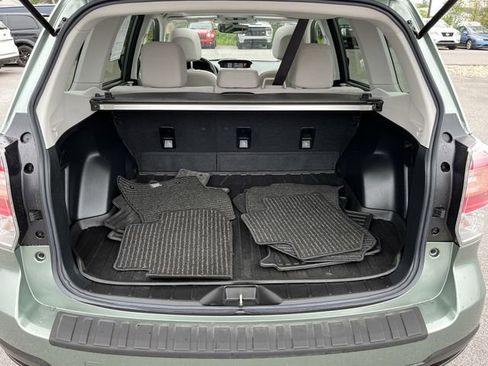 Used 2017 Subaru Forester 2.5i Premium w/ All-Weather Package AWD/4WD image 22