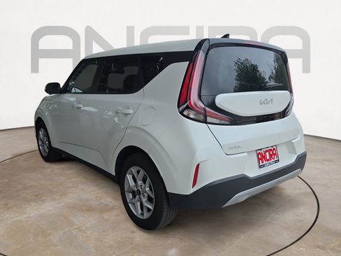 Certified 2025 Kia Soul LX image 6