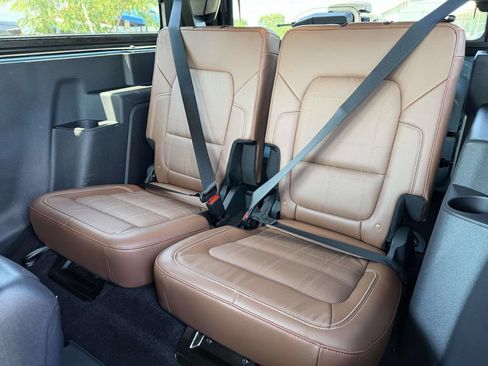 Used 2024 Ford Bronco Heritage Edition AWD/4WD image 15