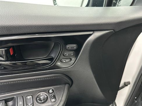 Used 2021 Honda Odyssey Elite image 12