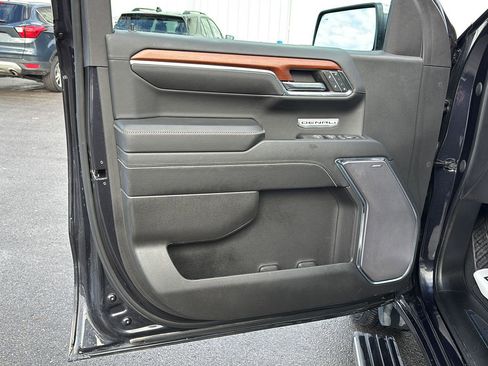 Used 2023 GMC Sierra 1500 Denali w/ Denali Reserve Package image 16