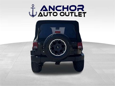 Used 2013 Jeep Wrangler Unlimited Sport image 7